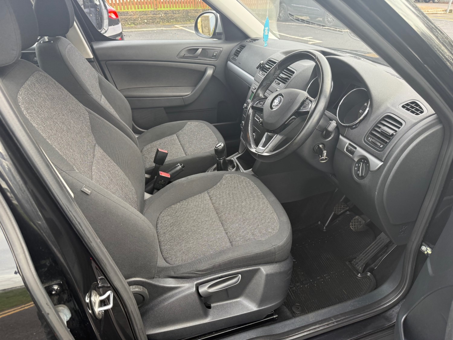 Skoda Yeti 2.0 TDI CR S 4×4 5dr