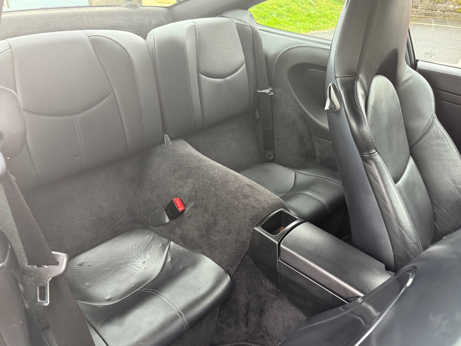 Porsche 911 2dr Tiptronic S