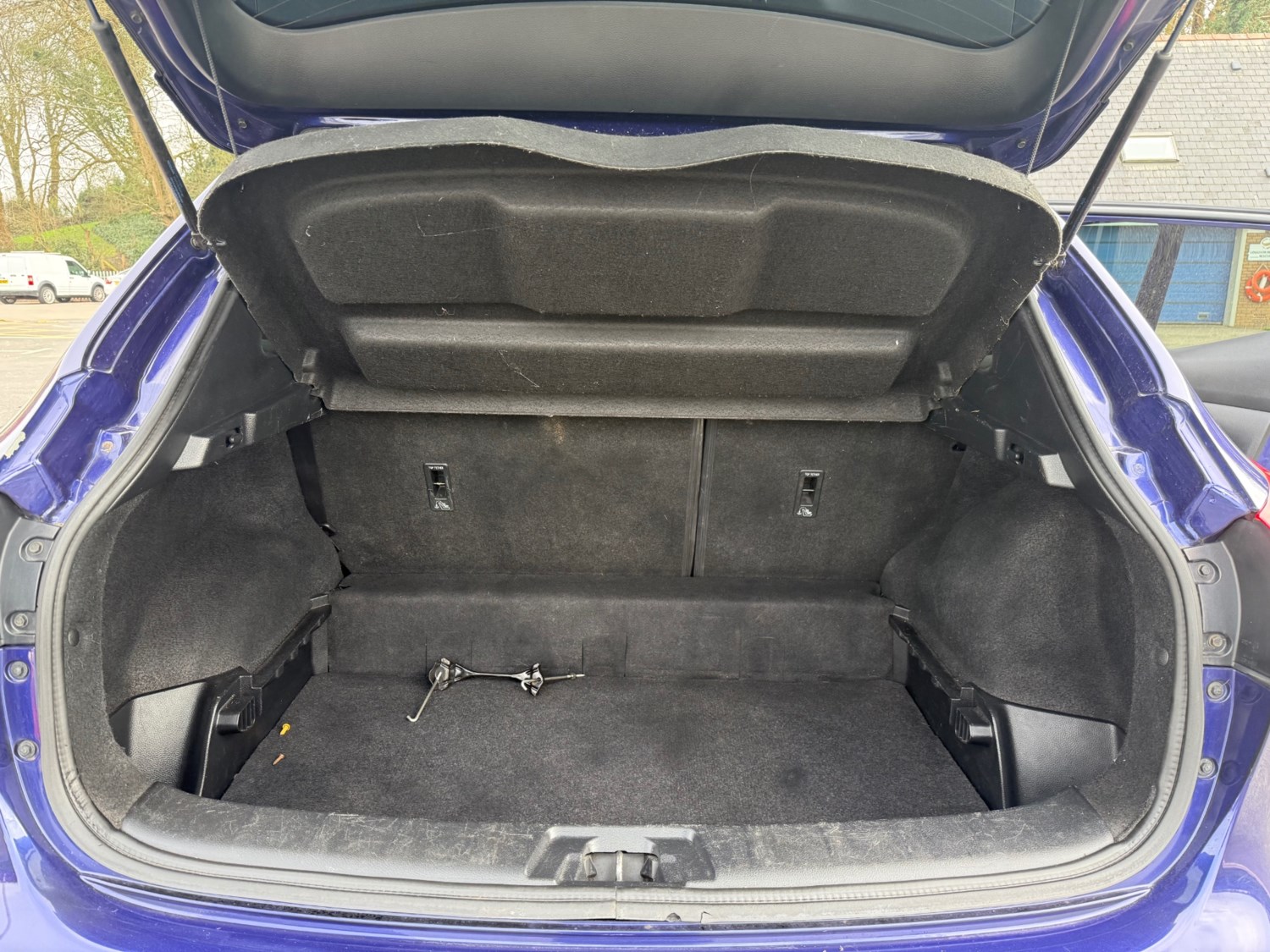 Nissan Qashqai 1.2 DiG-T N-Connecta 5dr