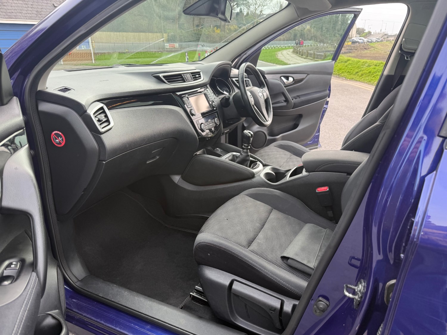 Nissan Qashqai 1.2 DiG-T N-Connecta 5dr