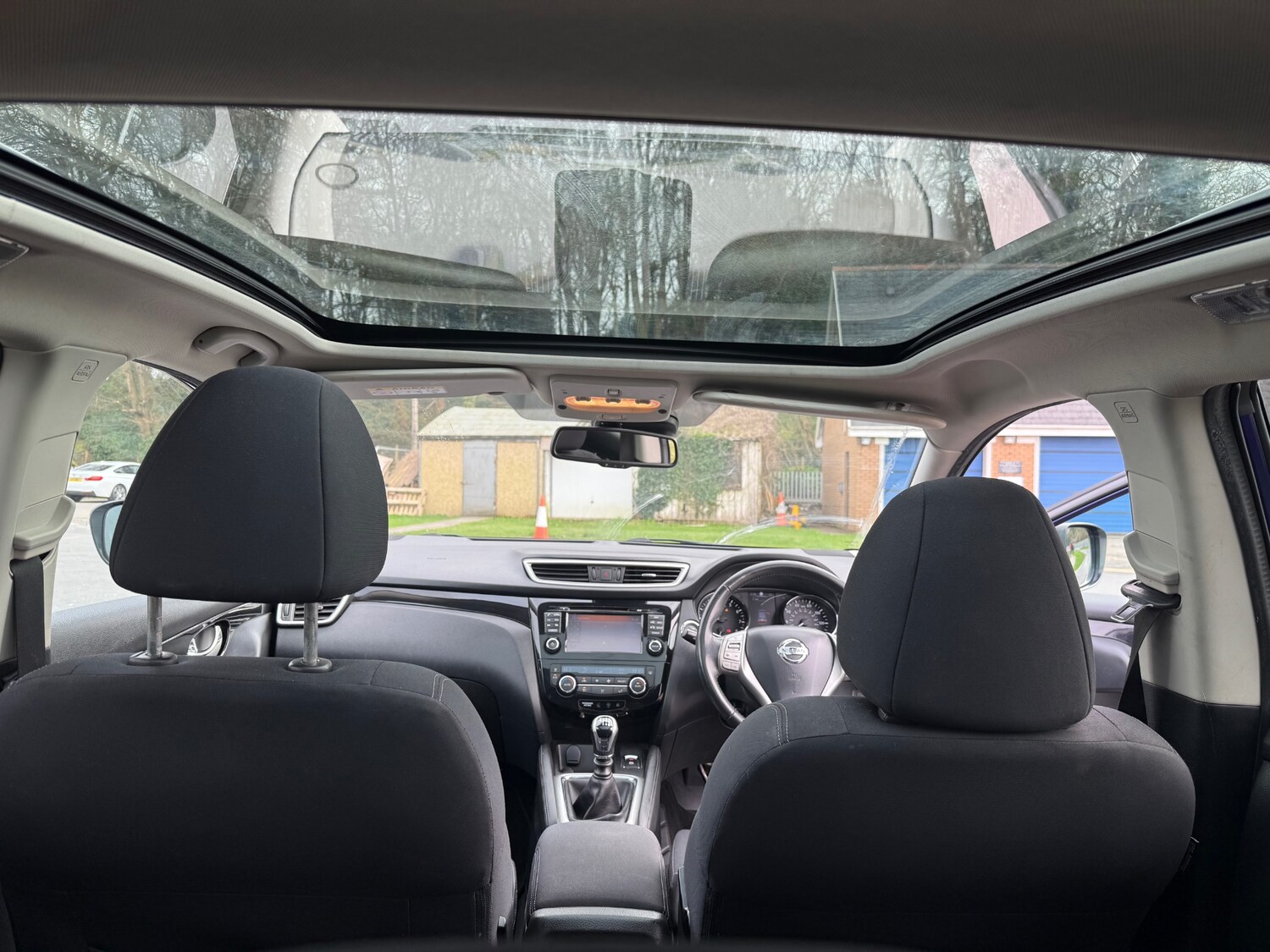 Nissan Qashqai 1.2 DiG-T N-Connecta 5dr