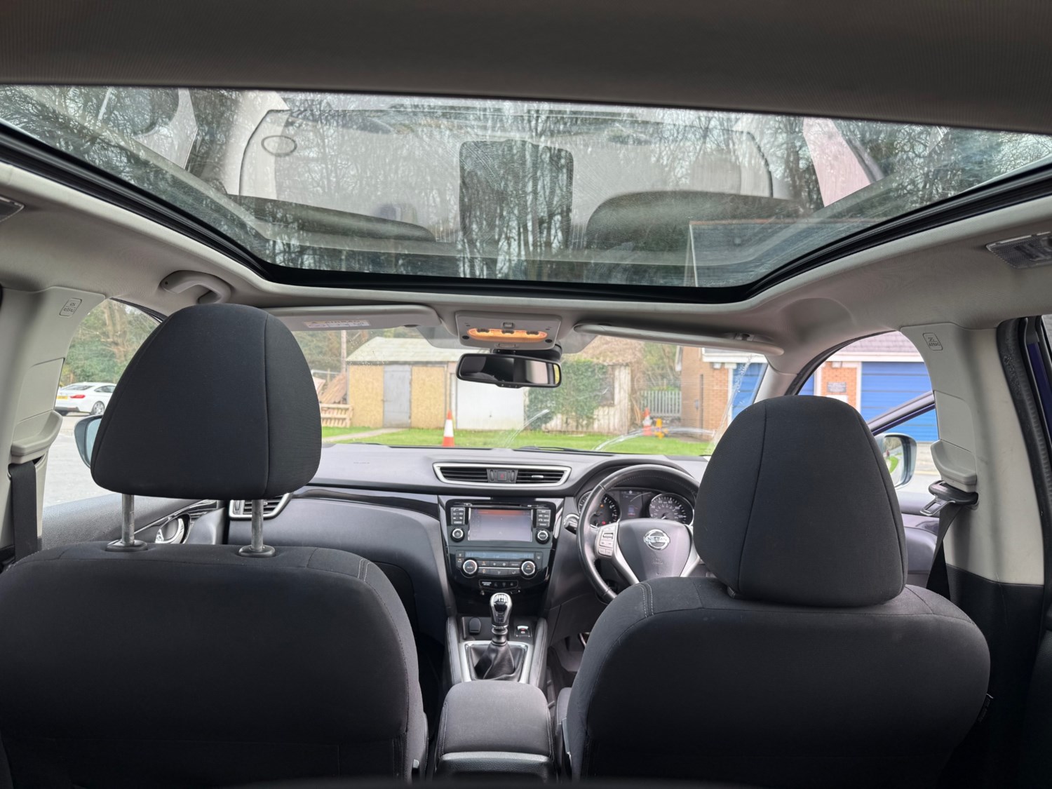 Nissan Qashqai 1.2 DiG-T N-Connecta 5dr