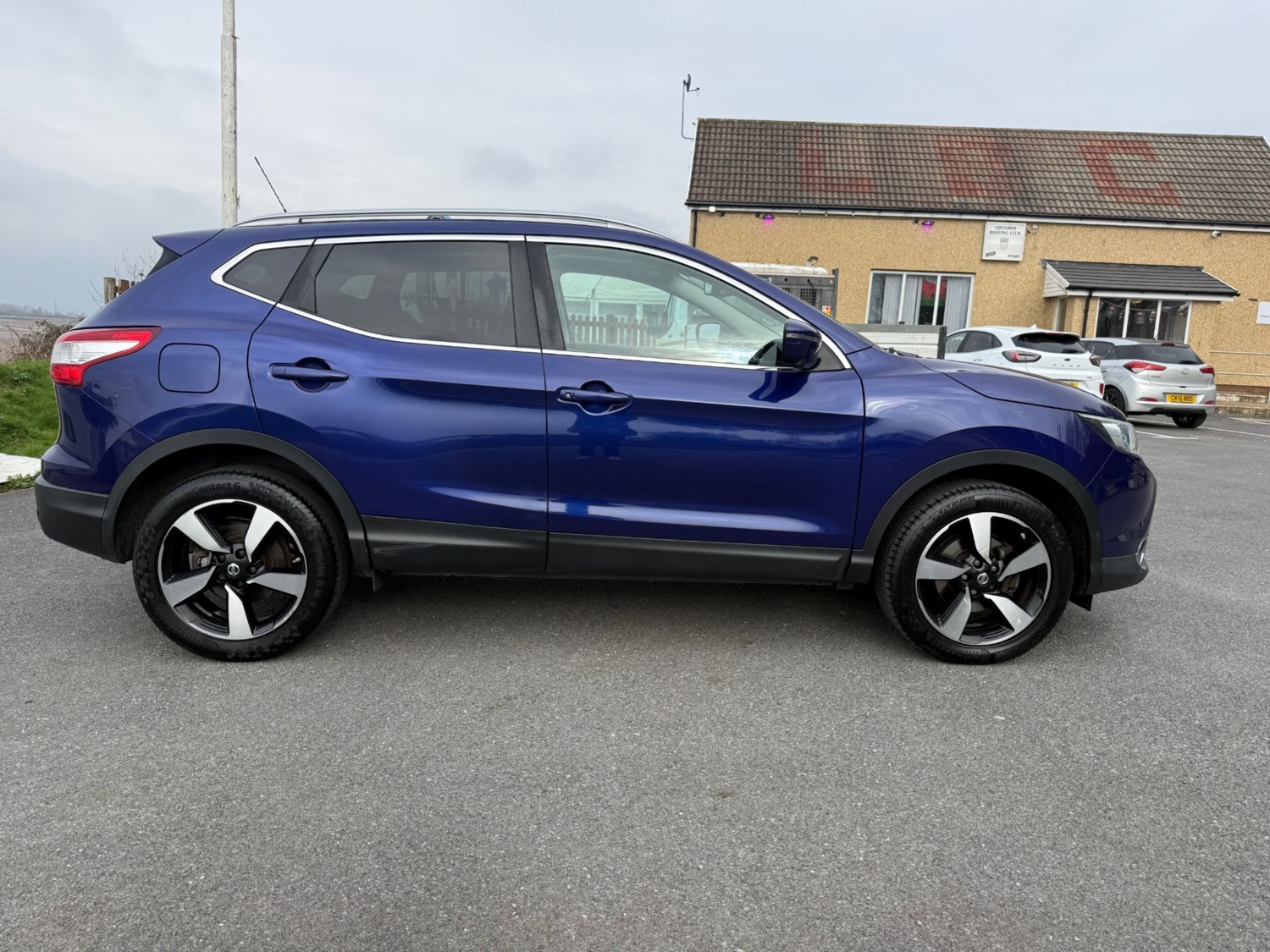 Nissan Qashqai 1.2 DiG-T N-Connecta 5dr