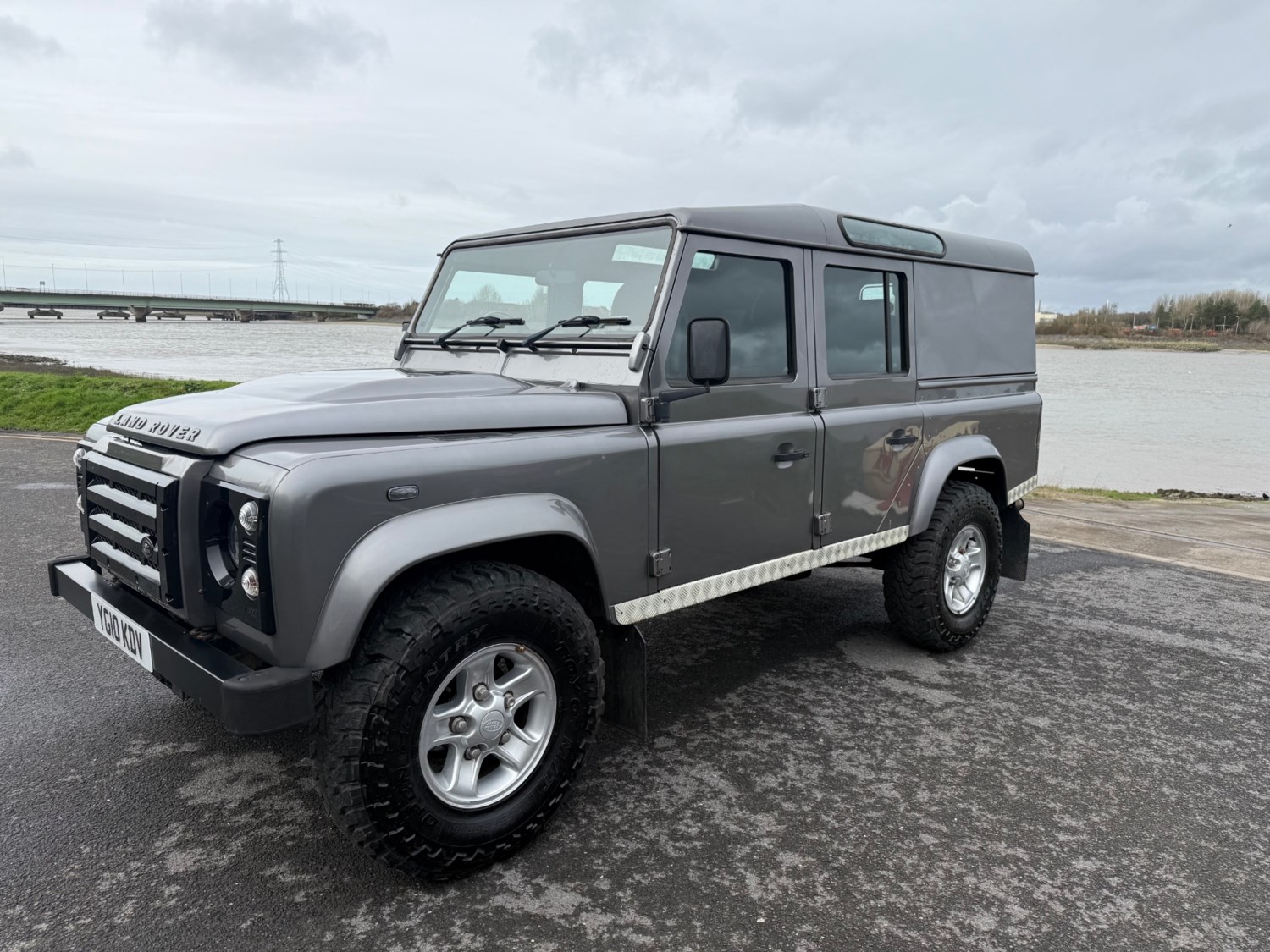 Land Rover Defender XS Utility Wagon TDCi
