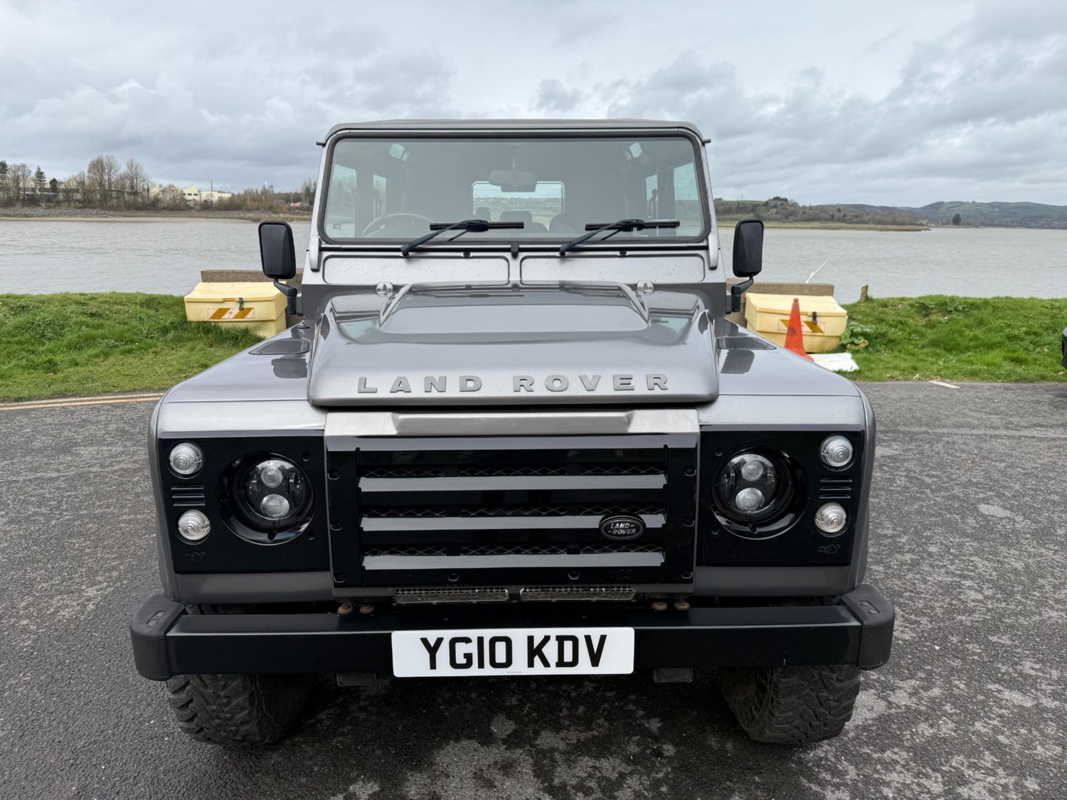 Land Rover Defender XS Utility Wagon TDCi