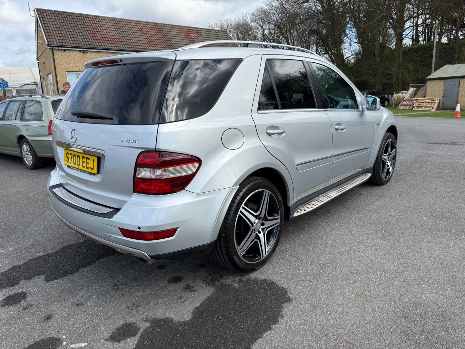 Mercedes-Benz M Class ML350 CDi BlueEFFICIENCY [231] Sport 5dr Tip Auto