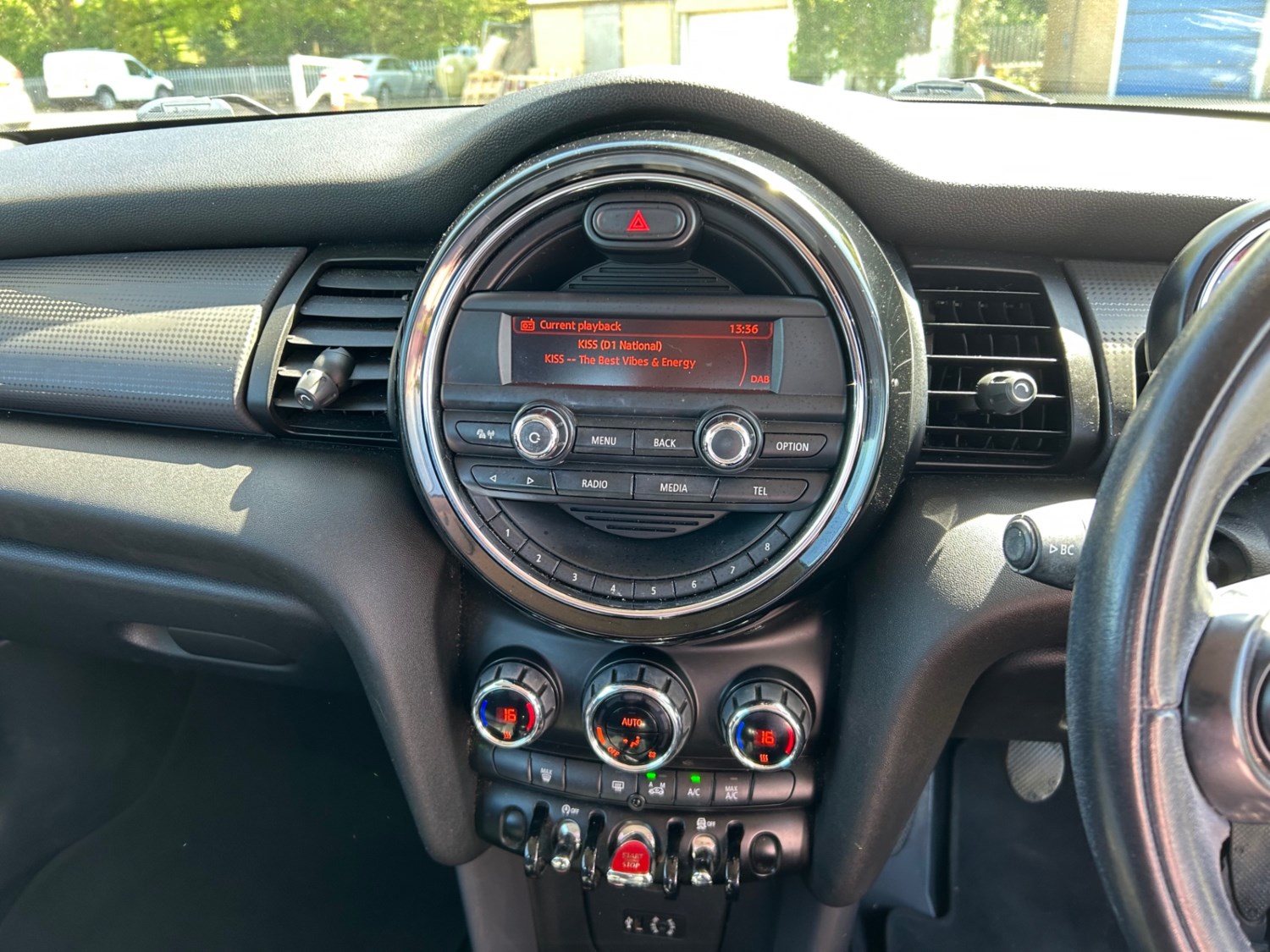 MINI Hatch 1.5 Cooper D 3dr