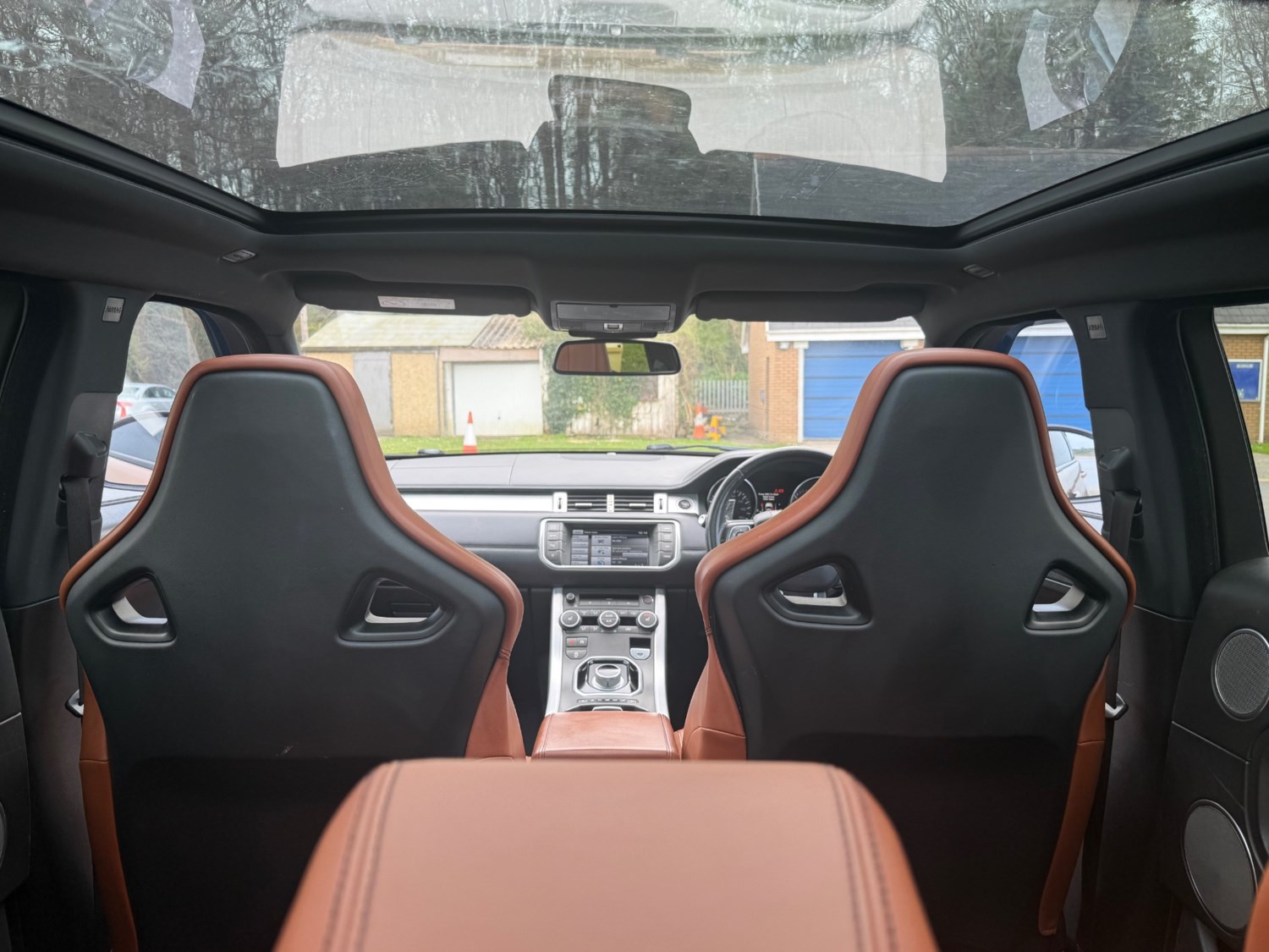 Land Rover Range Rover Evoque 2.2 SD4 Dynamic 5dr Auto [9]