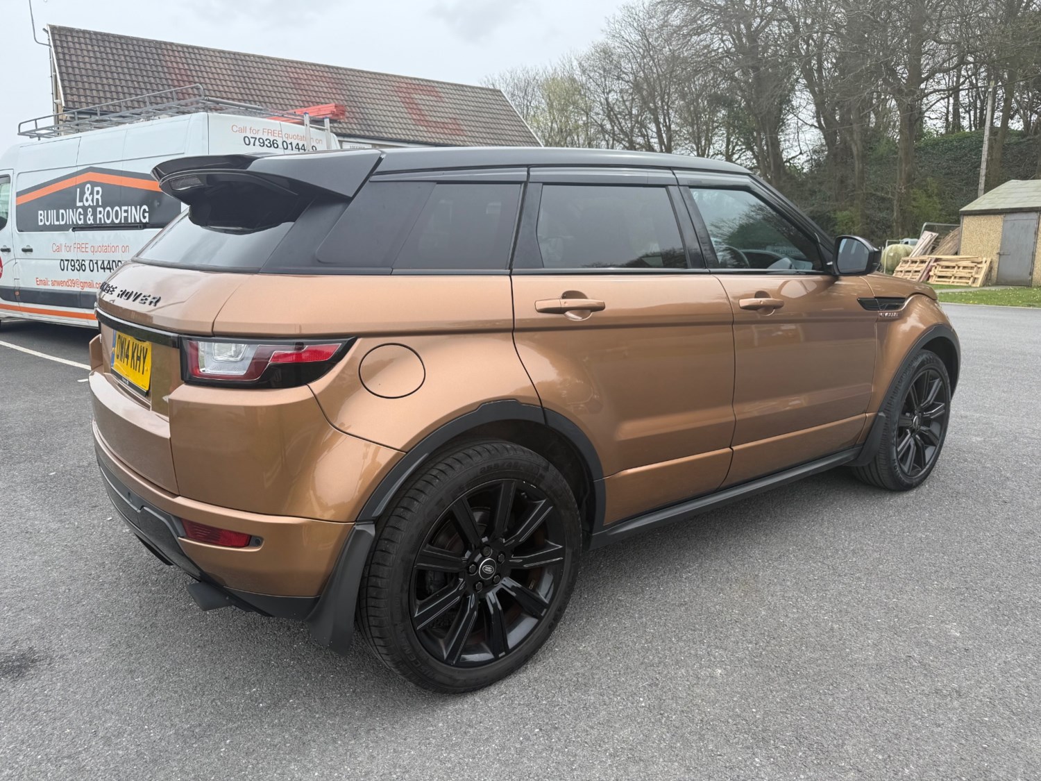 Land Rover Range Rover Evoque 2.2 SD4 Dynamic 5dr Auto [9]