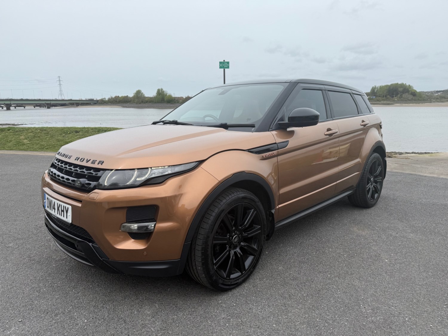 Land Rover Range Rover Evoque 2.2 SD4 Dynamic 5dr Auto [9]
