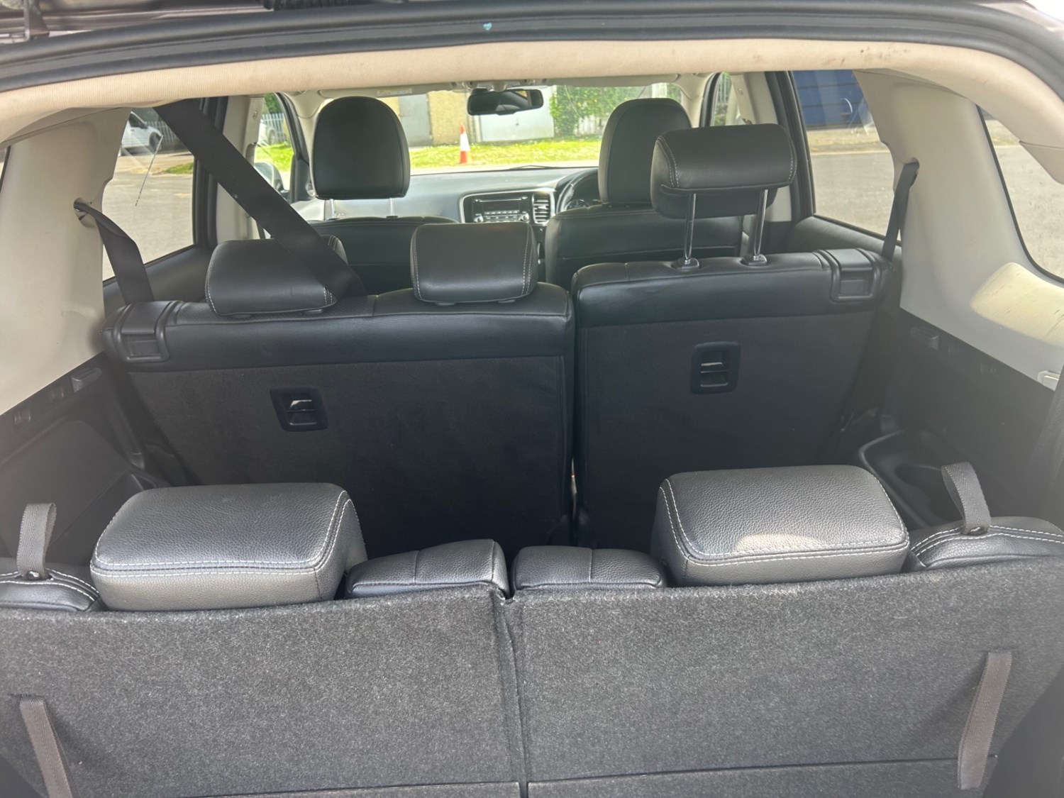 Mitsubishi Outlander 2.2 DI-D GX3 5dr 7SEATER FULL LEATHER