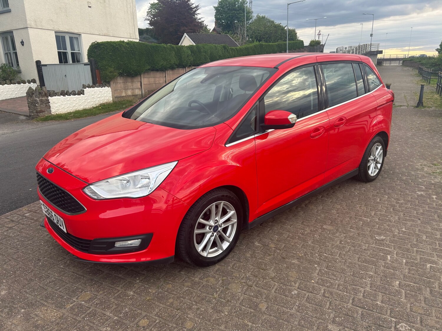 Ford Grand C-Max 1.0 EcoBoost 125 Zetec 5dr