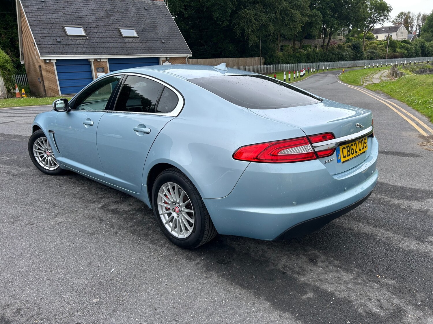 Jaguar XF 2.2d [163] SE Business 4dr Auto