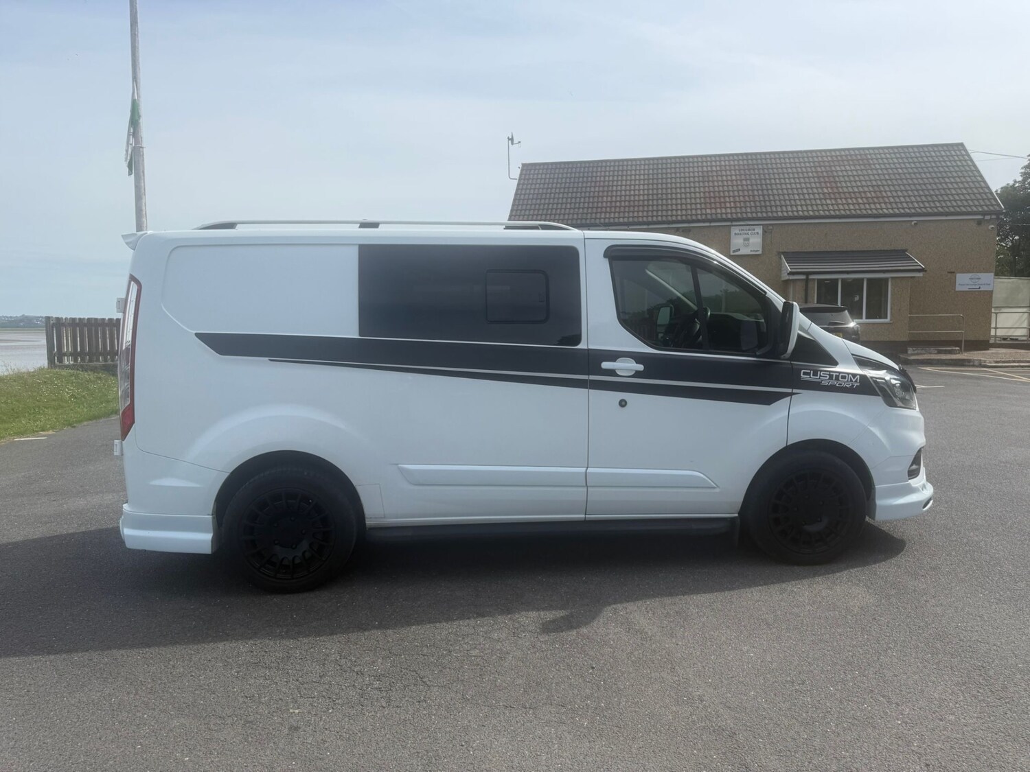 Ford Transit Custom 2.0 EcoBlue 130ps Low Roof Trend Van