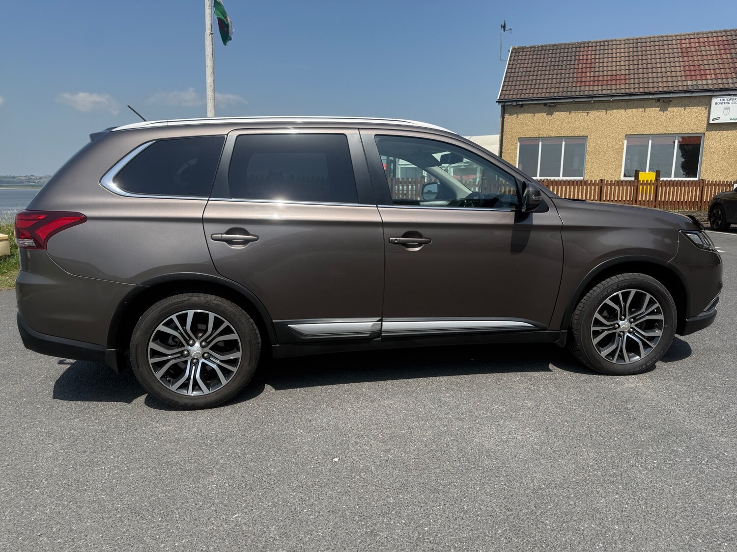 Mitsubishi Outlander 2.2 DI-D GX3 5dr