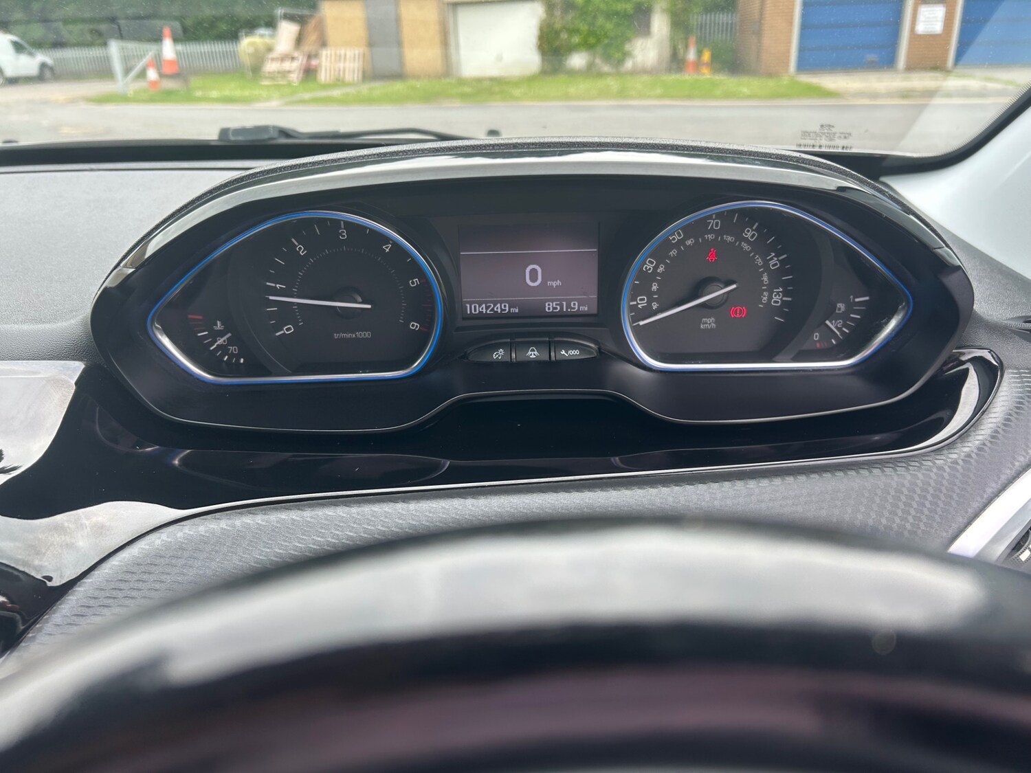 Peugeot 2008 1.6 BlueHDi 100 Allure 5dr