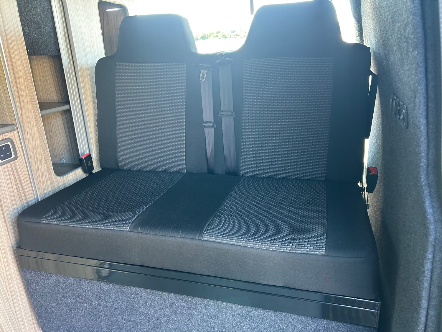 Volkswagen Transporter 2.0 TDI 110 Highline Van CAMPERVAN