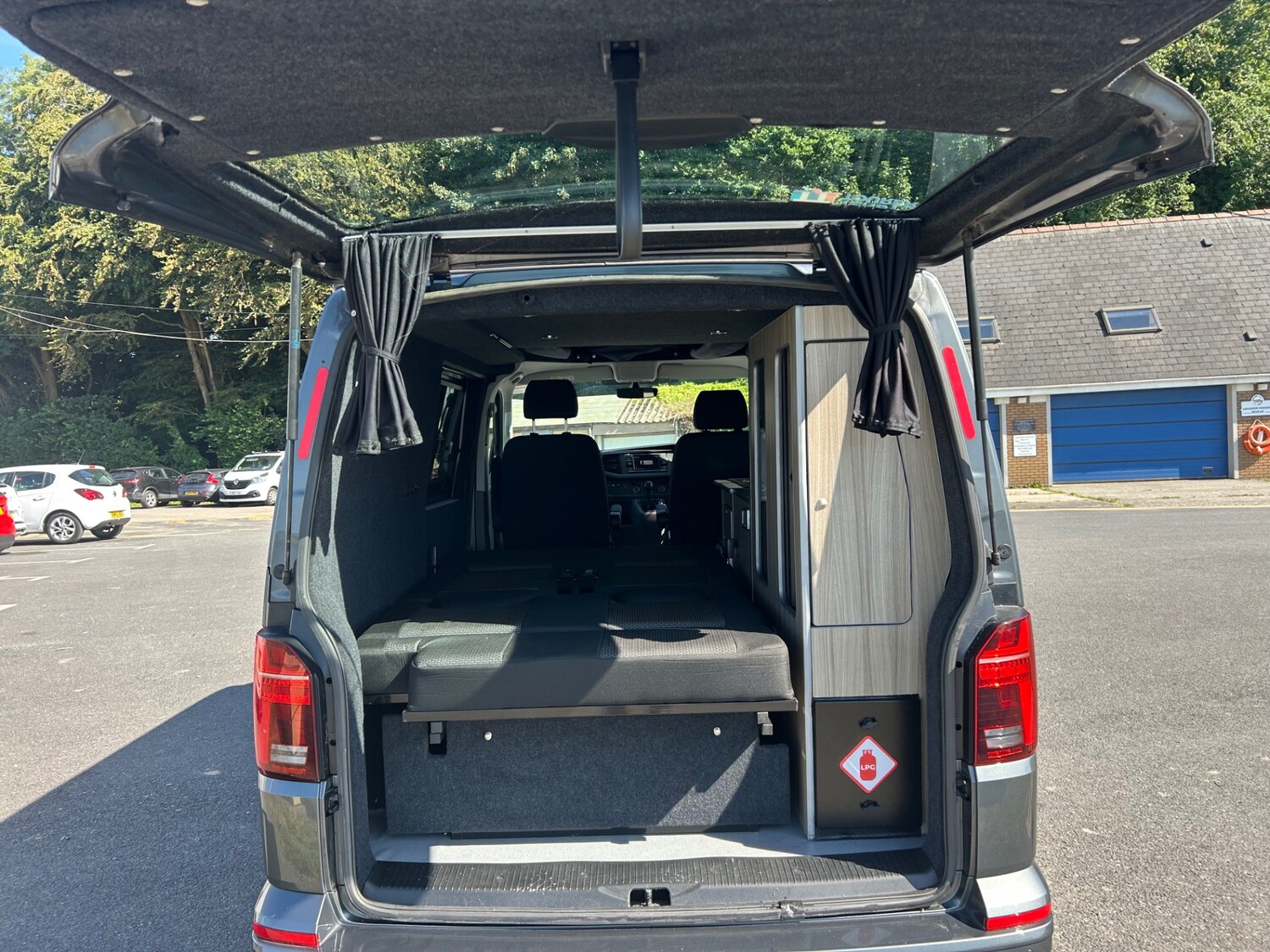 Volkswagen Transporter 2.0 TDI 110 Highline Van CAMPERVAN