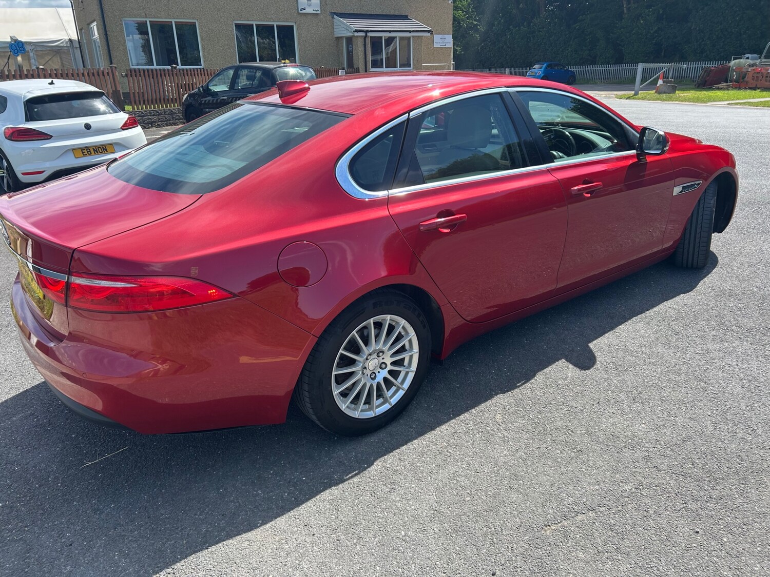 Jaguar XF 2.0d Prestige 4dr Auto