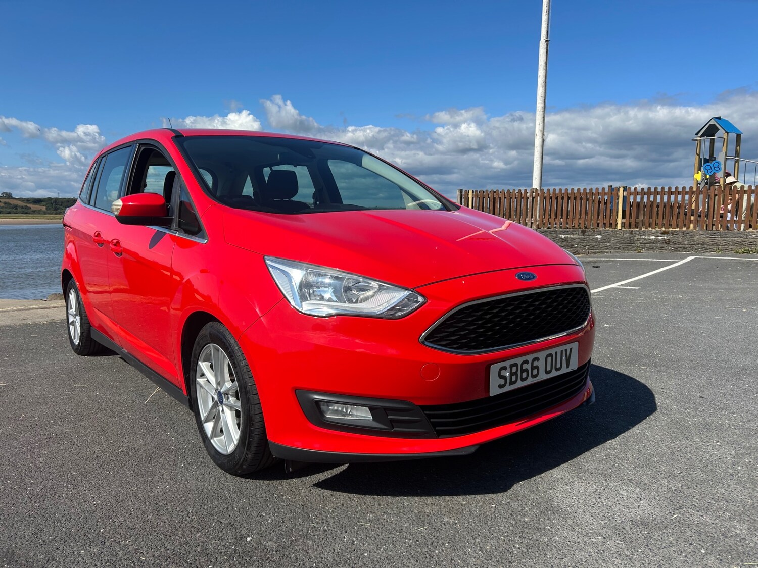 Ford Grand C-Max 1.0 EcoBoost 125 Zetec 5dr 7 SEATER