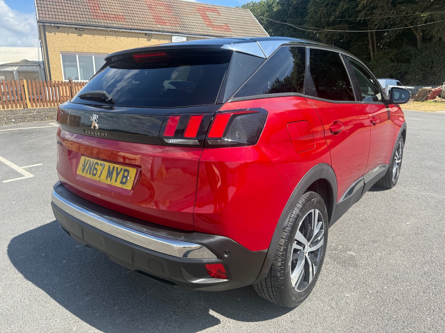 Peugeot 3008 1.6 BlueHDi 120 Allure 5dr