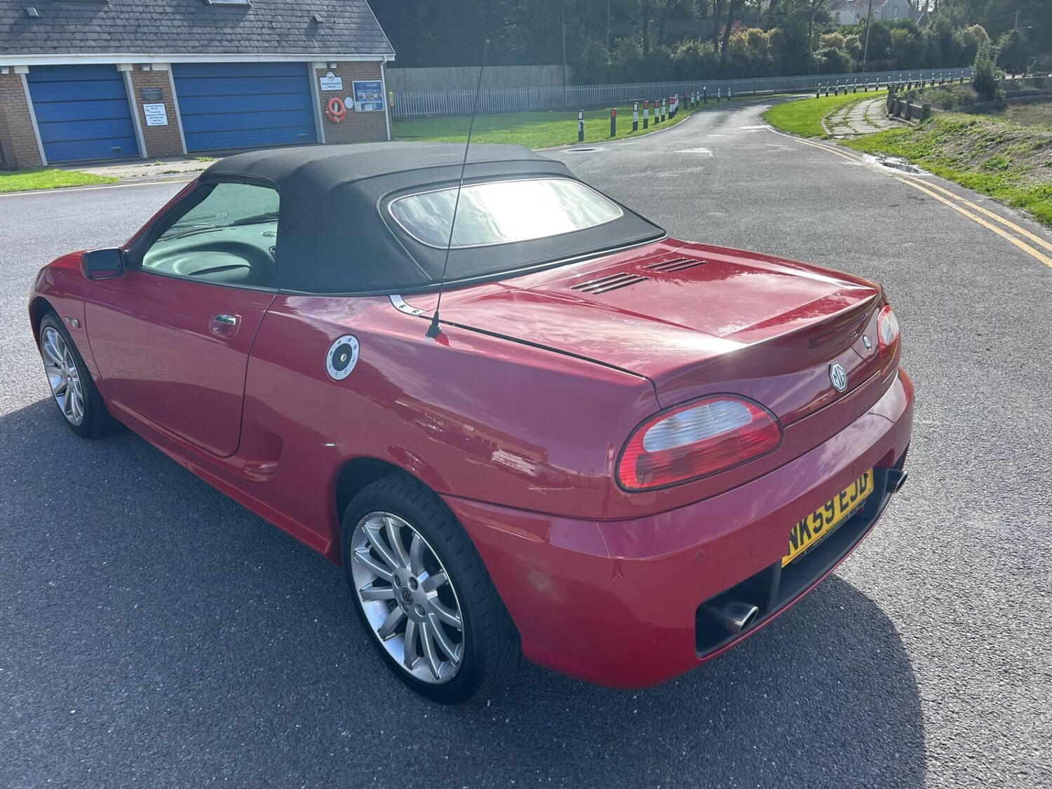 MG MGF 1.8 LE 500 2dr
