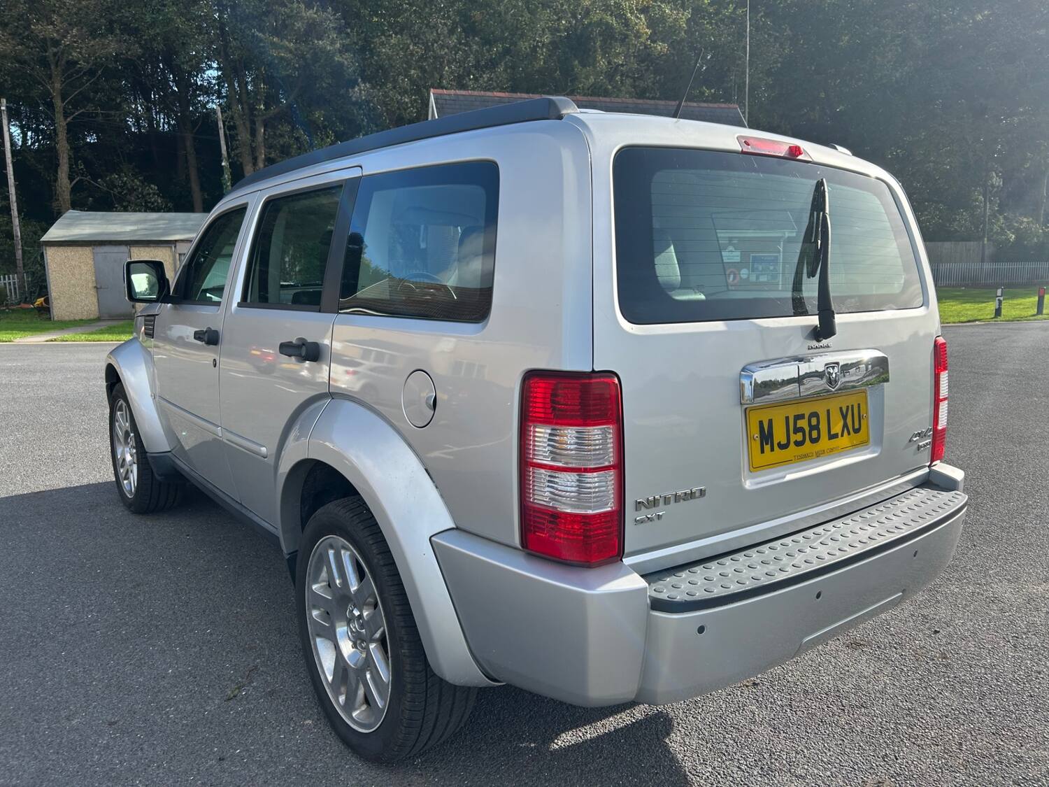Dodge Nitro 2.8 CRD SXT 5dr Auto